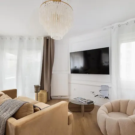 Suite De Luxe A 10 Min De Paris - Sauna, Cinema Bagneux  Exterior photo